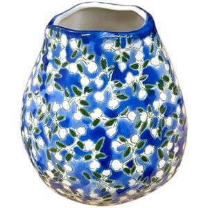 dorotea CAROLINA SILVA hand painted ceramic vase etched white flowers on blue